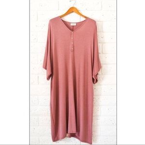 ✨PLAY CONDITION✨ Dwell & Slumber Classic Caftan